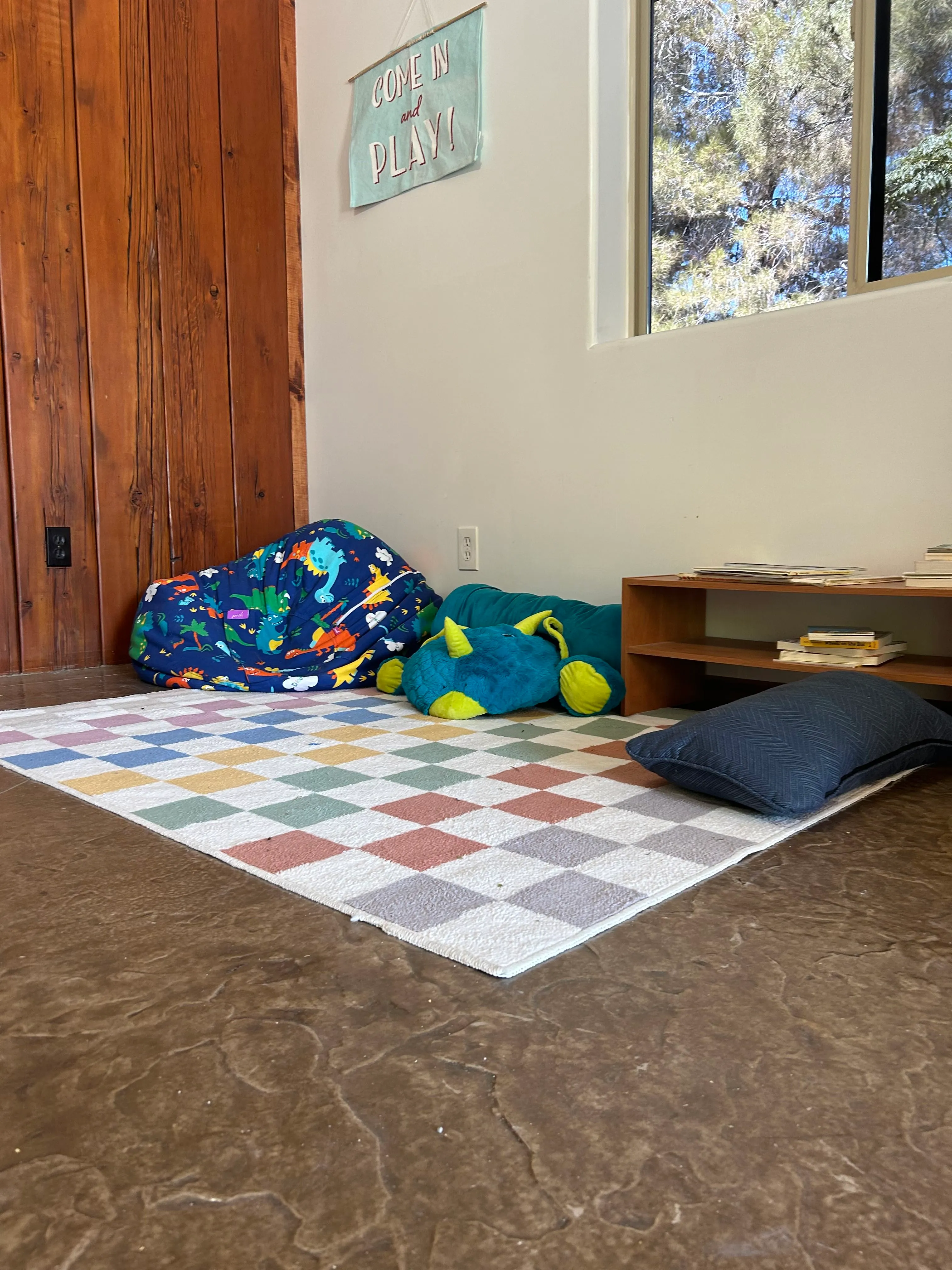 Montessori education facilities - specialized learning environment for Pre-K through 5th grade